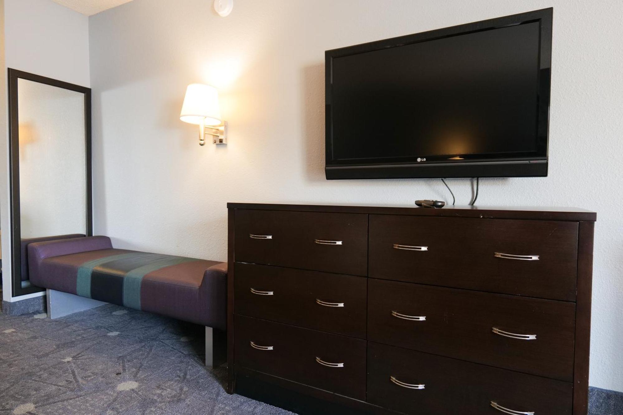 Baymont By Wyndham Flint Airport North Ξενοδοχείο Εξωτερικό φωτογραφία